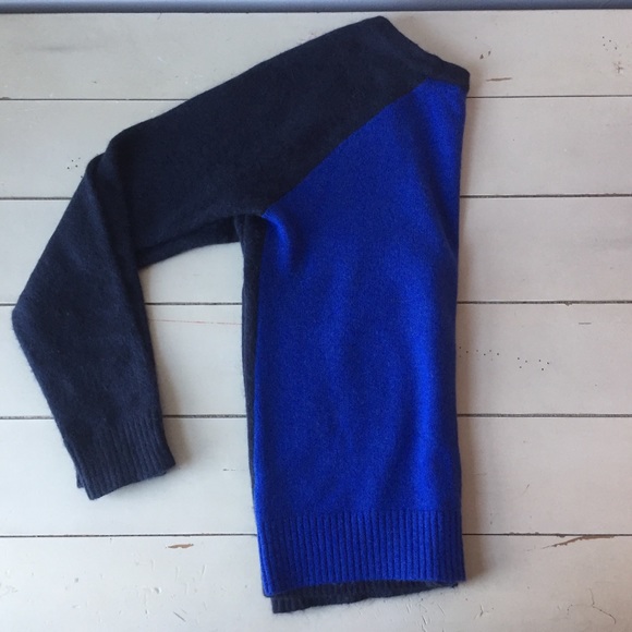 GAP • Navy & Royal Royal Blue Cardigan - Picture 3 of 5